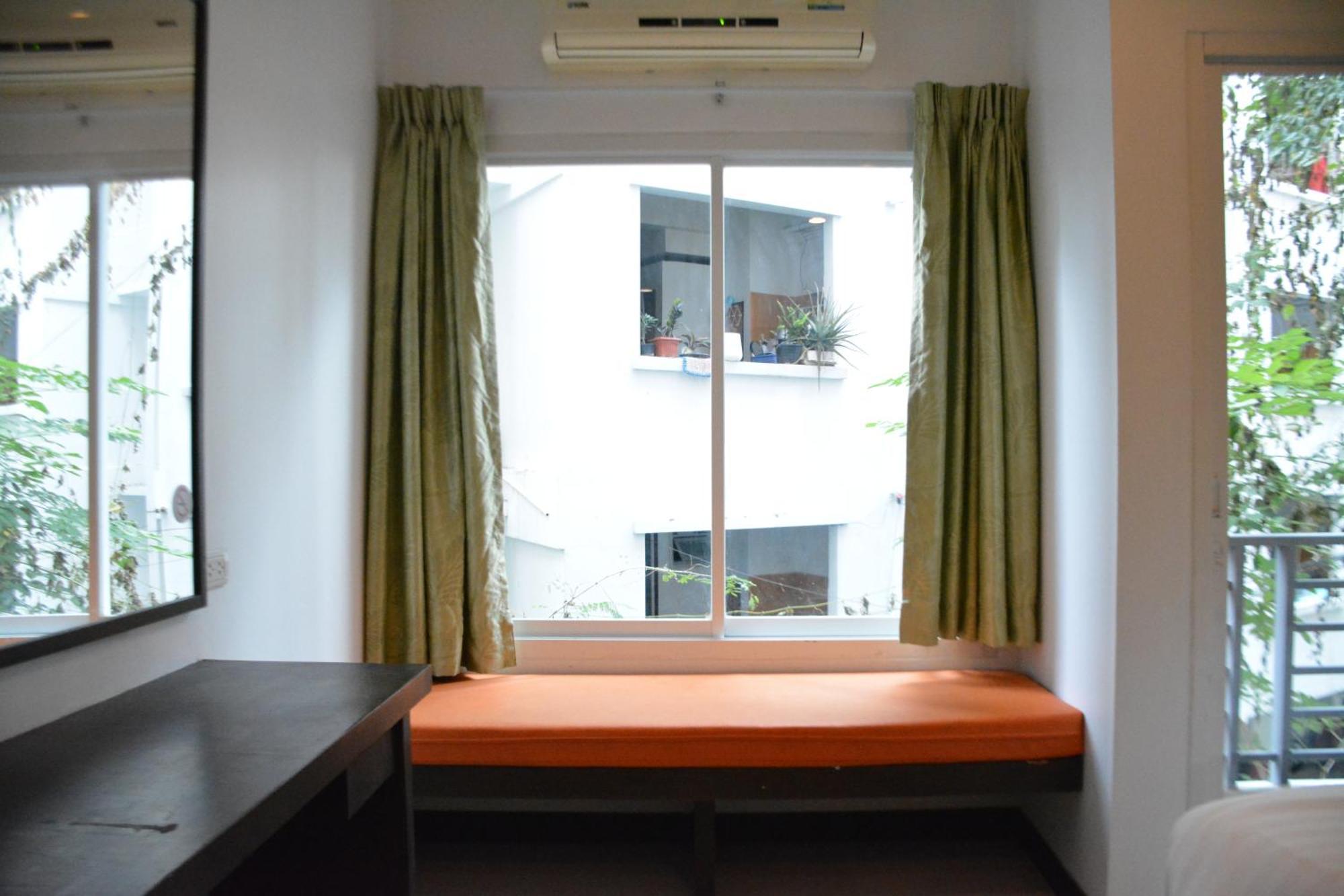 Zephyr Grand Hotel Patong Buitenkant foto